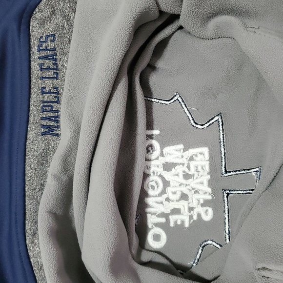Maple Leafs Hoodie - Picture 7 of 7